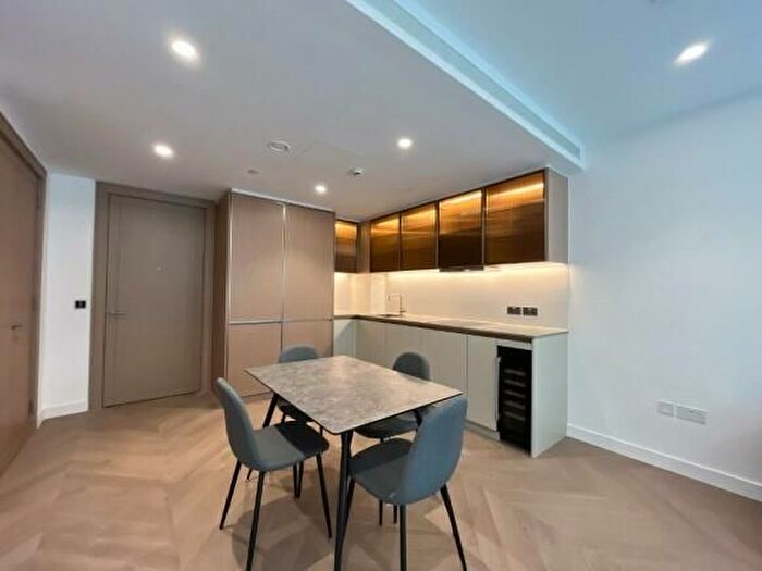 1 Bedroom Flat To Rent In The Haydon, Minories, London, EC3N