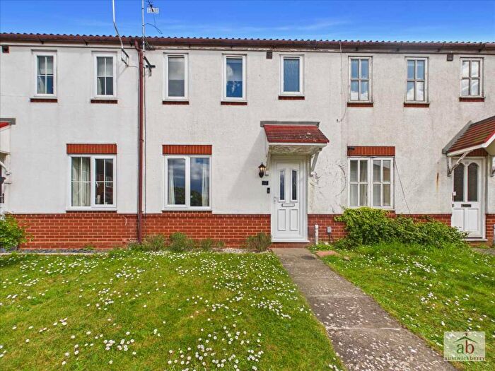 2 Bedroom Terraced House To Rent In Banyard Close, Ipswich, IP5