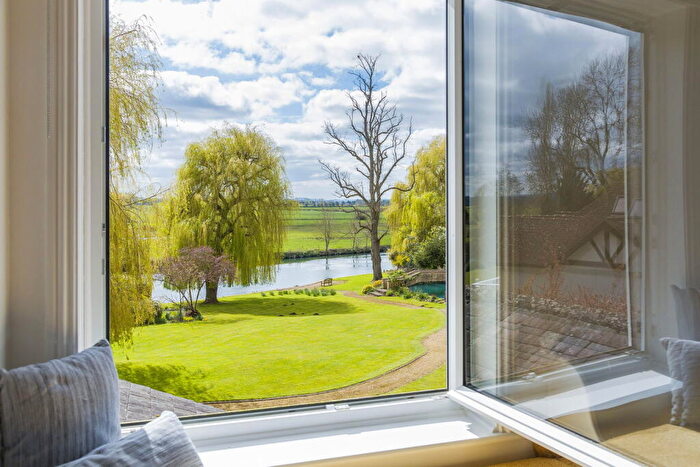 1 Bedroom Flat For Sale In Riverside House, Burcot, OX14