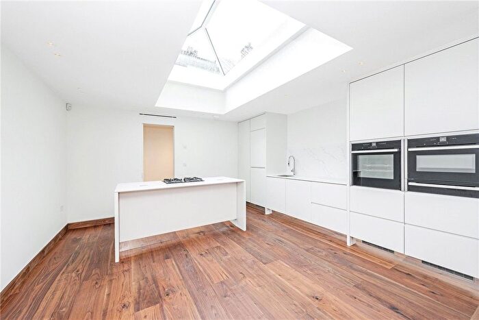 2 Bedroom Detached House To Rent In Garbutt Place, Marylebone, London, W1U