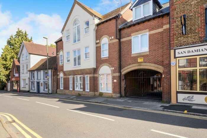 1 Bedroom Apartment To Rent In Chertsey Street, Guildford, GU1