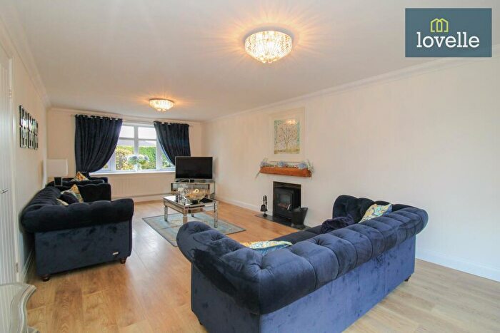 4 Bedroom Detached House For Sale In St Nicholas Drive, Wybers, Grimsby, DN37