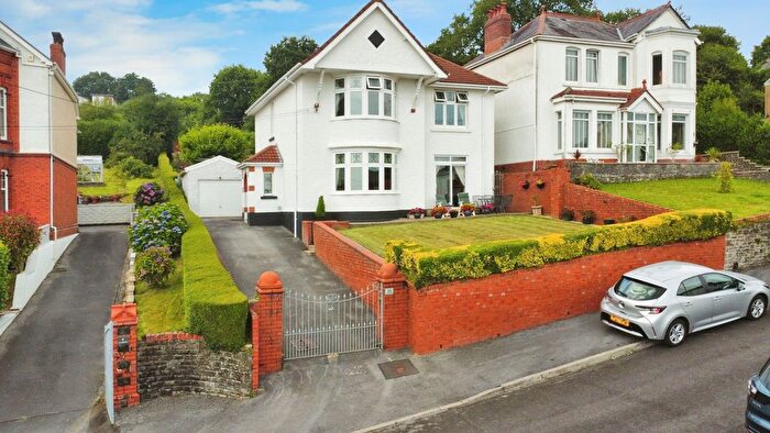 4 Bedroom Detached House For Sale In Clayton Road, Hendy, Pontarddulais, Swansea, Carmarthenshire, SA4