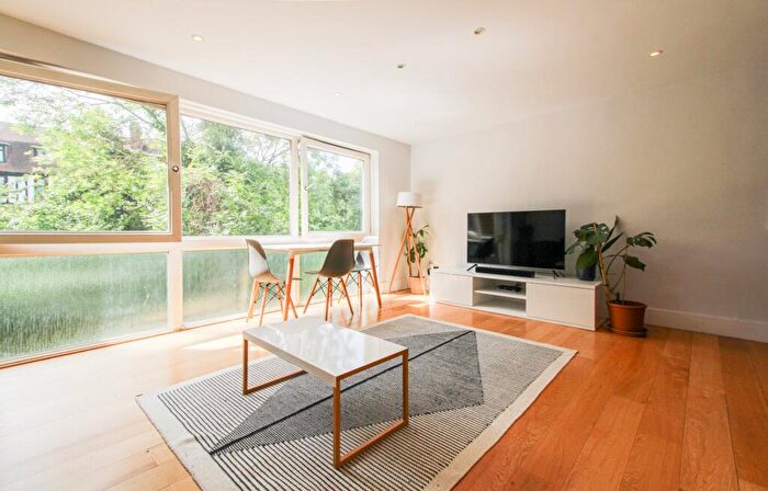 1 Bedroom Apartment To Rent In Rowland Court, Addiscombe Road, Croydon, CR0