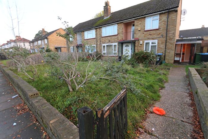 2 Bedroom Maisonette To Rent In Kingsbury Road, London, NW9