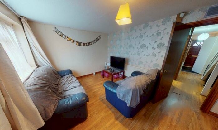 5 Bedroom Terraced House To Rent In Holborn View, Woodhouse, Leeds, LS6