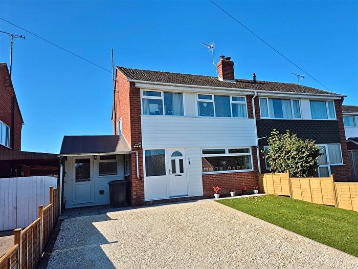 3 Bedroom Semi-Detached House For Sale In Caradoc Drive, Leominster, Hereforshire, HR6