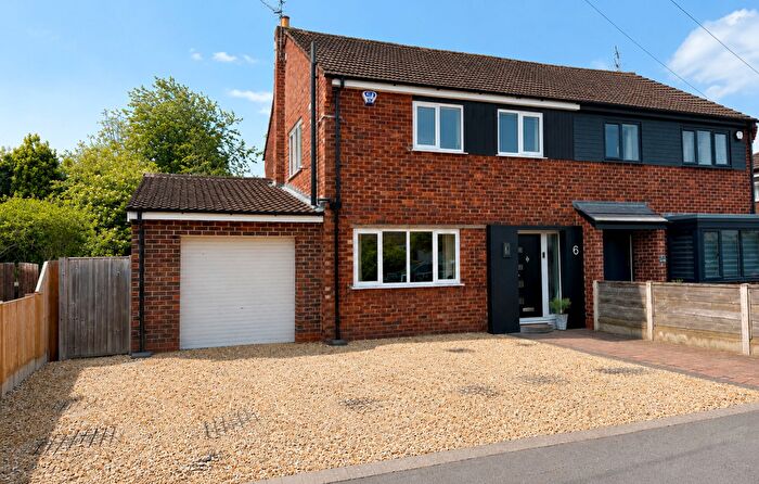 4 Bedroom Semi-Detached House For Sale In Chatsworth Road, Wilmslow, SK9