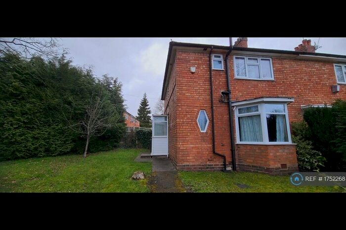3 Bedroom End Of Terrace House To Rent In Poole Crescent, Birmingham, B17