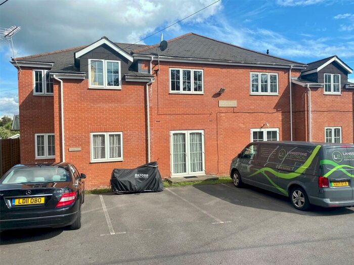 2 Bedroom Apartment To Rent In Hursley Road, Chandler's Ford, Eastleigh, Hampshire, SO53