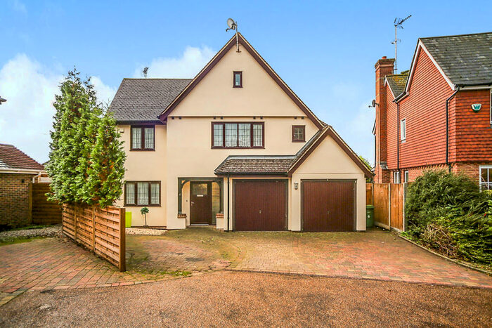 5 Bedroom Detached House To Rent In Abberley Park, Sittingbourne Road, Maidstone, Kent, ME14
