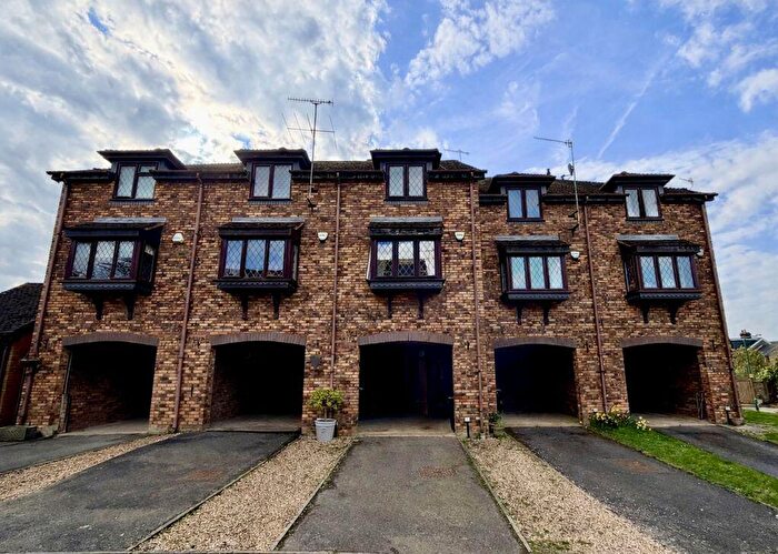 3 Bedroom Terraced House For Sale In Bourne End - Beautifully Presented Throughout, SL8