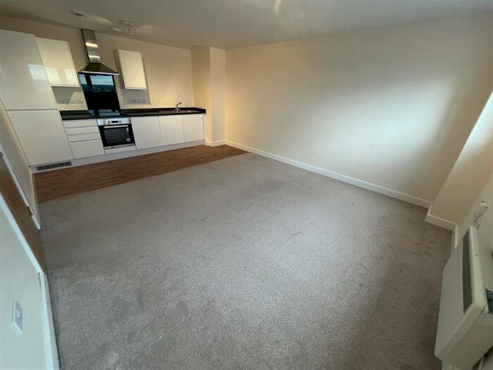2 Bedroom Apartment To Rent In The Minories, Dudley, DY2