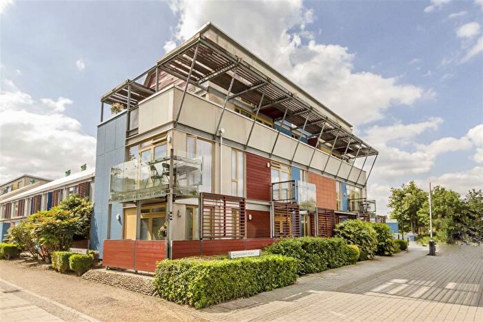 1 Bedroom Flat To Rent In Schoolbank Road, Greenwich, SE10