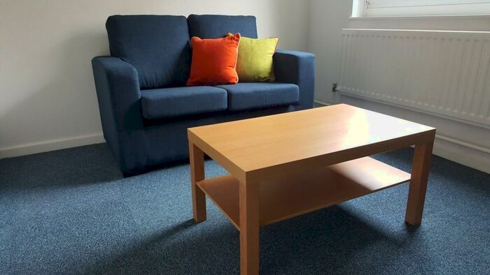 3 Bedroom Apartment To Rent In Grainger Park Road, NE4