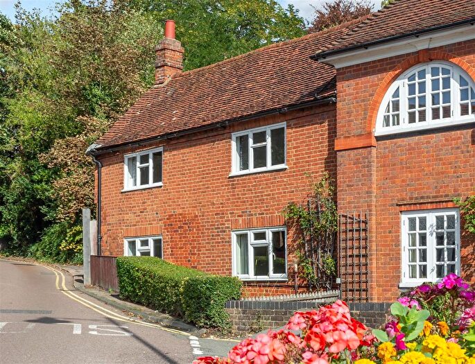 3 Bedroom Semi Detached House For Sale In Church Street, Welwyn, AL6