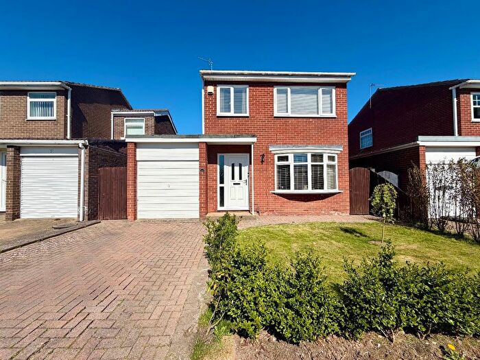 3 Bedroom Detached House For Sale In Sunstar Grove, Marton-In-Cleveland, Middlesbrough, TS7