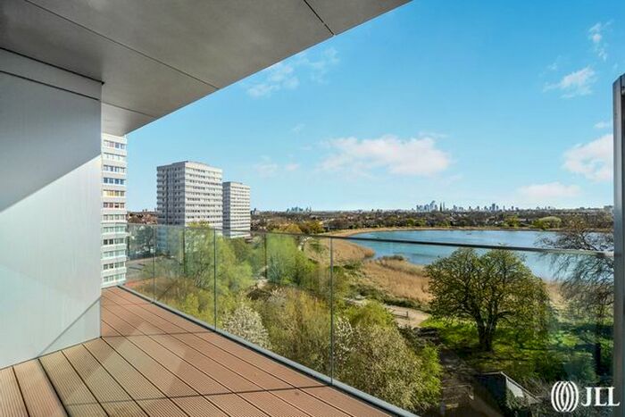 2 Bedroom Flat For Sale In Skylark Point, N4