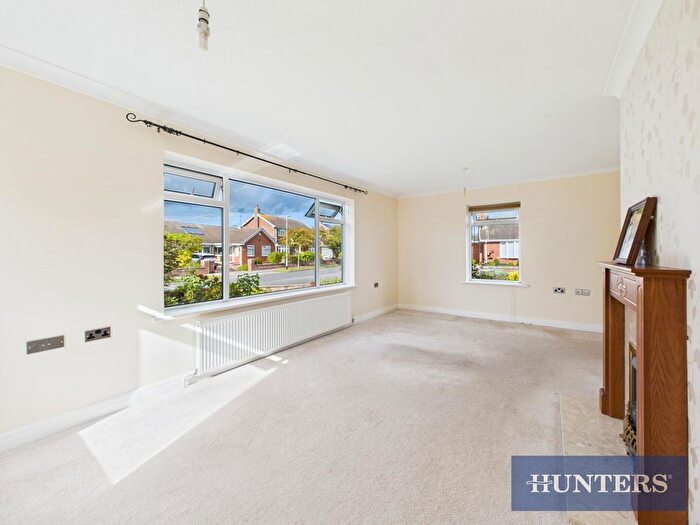2 Bedroom Detached Bungalow For Sale In Scargate Close, Bridlington, YO16