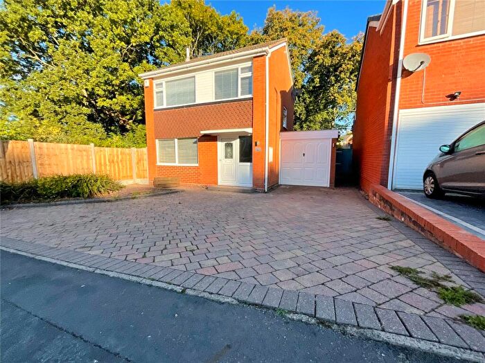 3 Bedroom House To Rent In Napier, Tamworth, Staffordshire, B77