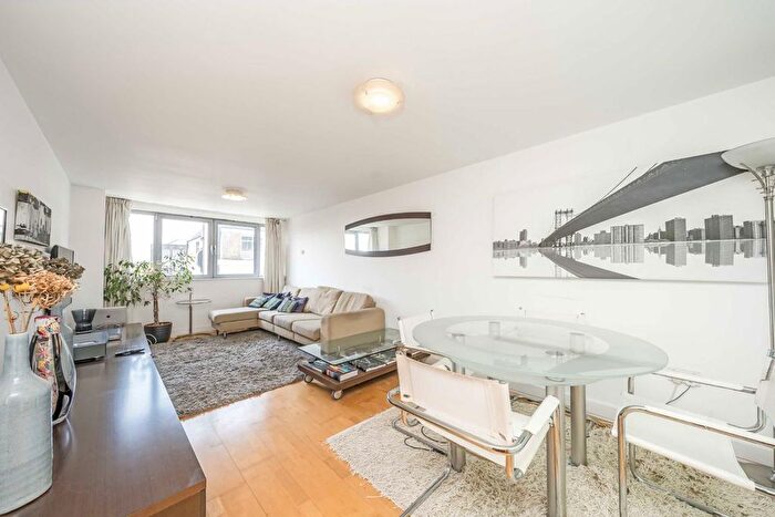 1 Bedroom Flat For Sale In Naoroji Street, Islington, WC1X