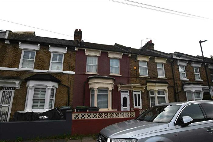 3 Bedroom House To Rent In Birkbeck Road, London, N17