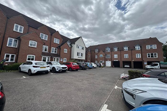 1 Bedroom Flat To Rent In Moorfield Court, Newland Street, CM8