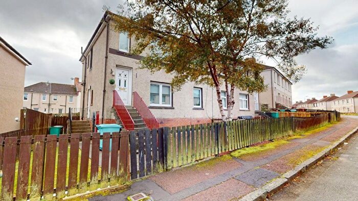 2 Bedroom Flat To Rent In Beechwood Crescent, Wishaw, ML2