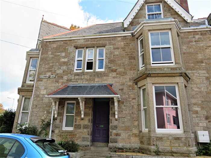 1 Bedroom Flat To Rent In Alexandra Place, Penzance, TR18