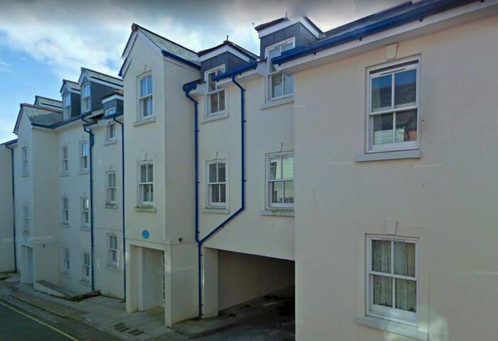 2 Bedroom Flat To Rent In Lower Lux Street, Liskeard, PL14