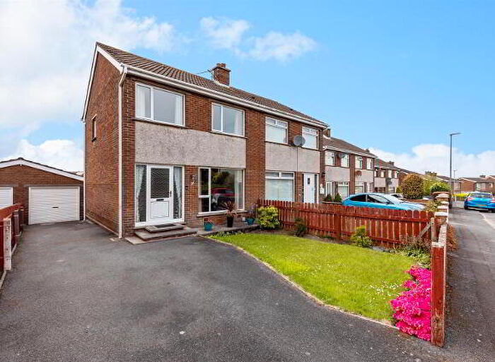 3 Bedroom Semi-Detached House For Sale In Abbeydale Drive, Newtownards, BT23