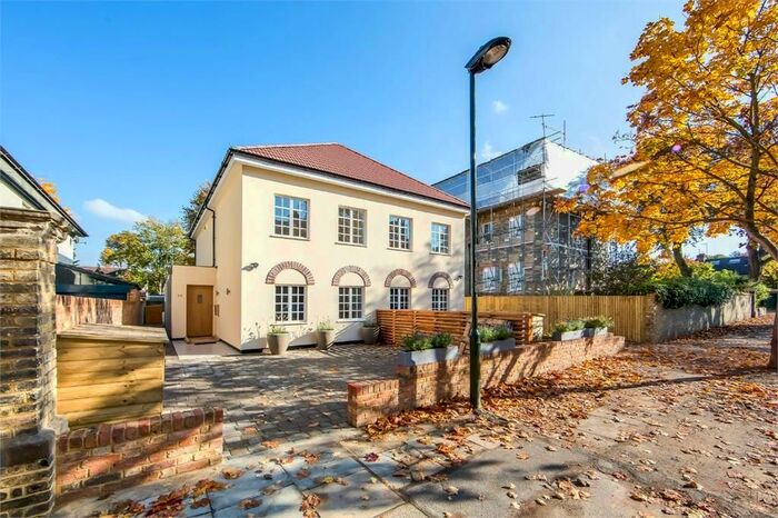 5 Bedroom Semi-Detached House To Rent In Arlington Road, Twickenham, TW1