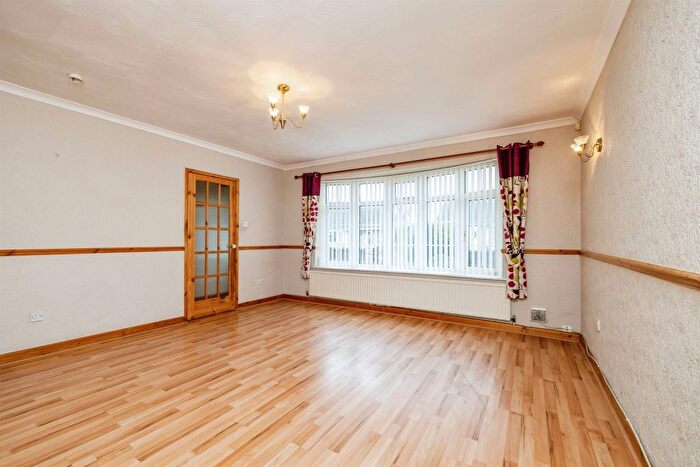 2 Bedroom Detached Bungalow For Sale In Dellfield Avenue, Lincoln, LN6