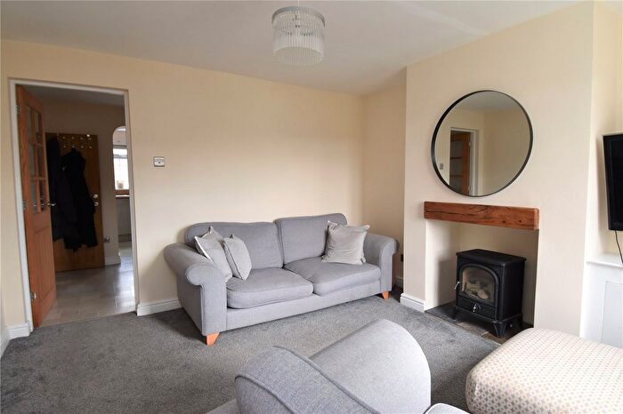 3 Bedroom Terraced House For Sale In Church Road, Droitwich, Worcestershire, WR9