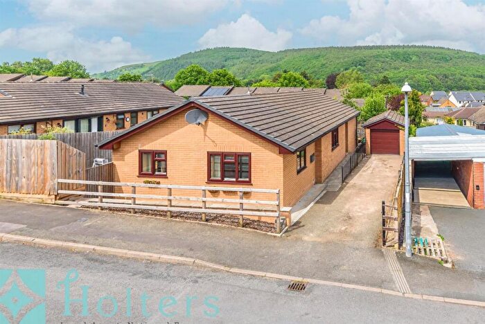 3 Bedroom Detached Bungalow For Sale In Seven Acres, Knighton, LD7