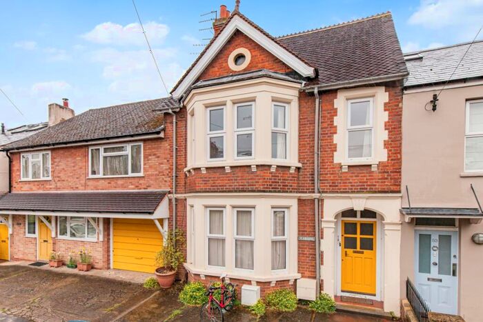 1 Bedroom Apartment To Rent In Henley Street, East Oxford, OX4