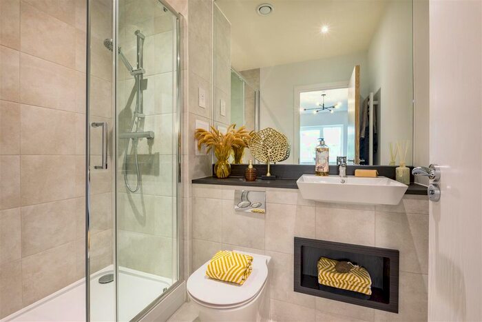 2 Bedroom Flat For Sale In Glenburnie Road, Tooting, London, SW17