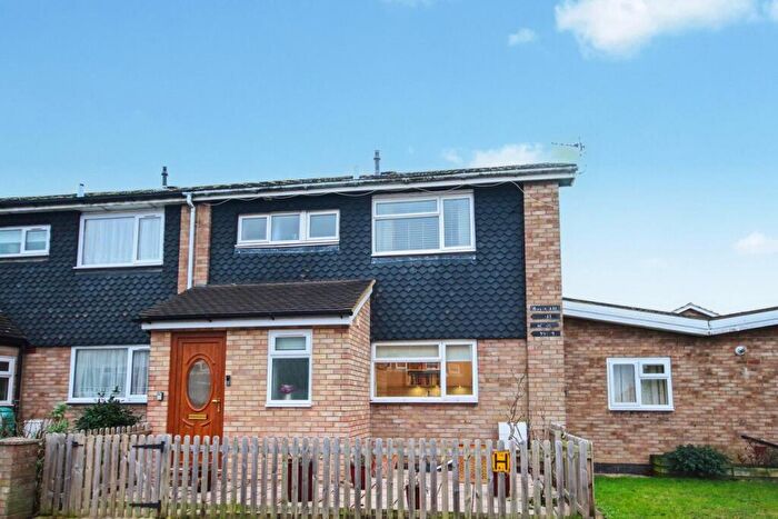 3 Bedroom End Of Terrace House For Sale In Bayworth, Letchworth Garden City, SG6