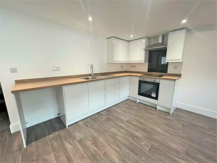 1 Bedroom Apartment To Rent In Flat Old Maltsters Arms, EX5