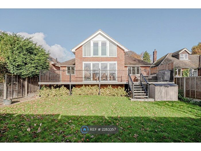 5 Bedroom Detached House To Rent In Heathway, Ascot, SL5
