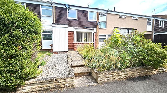 3 Bedroom Terraced House For Sale In Hunters Place, Droitwich, WR9