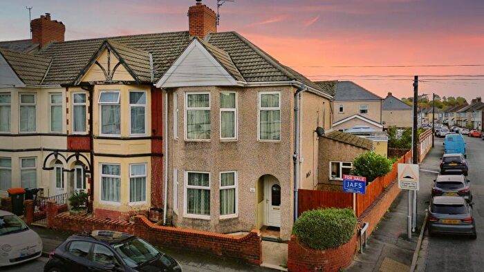 3 Bedroom End Of Terrace House For Sale In Windsor Road, Newport, NP19