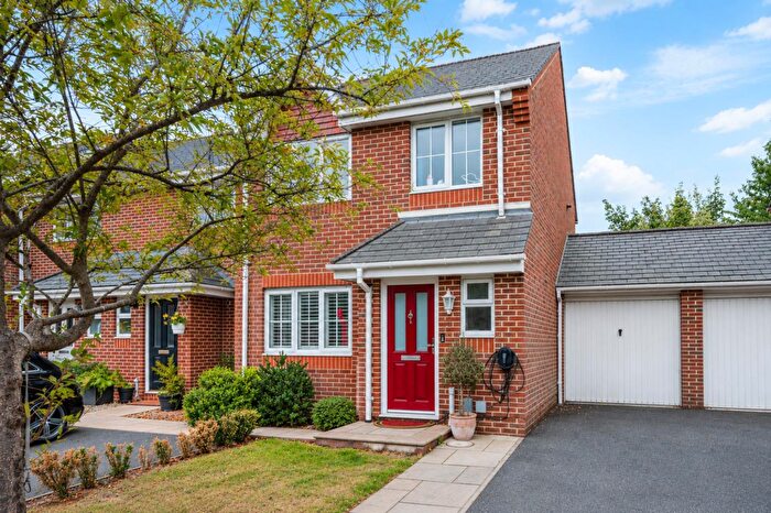 3 Bedroom End Of Terrace House For Sale In Manor Crescent, Epsom, KT19