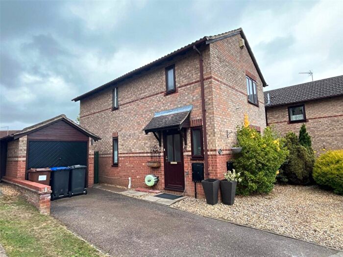3 Bedroom Detached House For Sale In New Forest Way, Daventry, Northamptonshire, NN11