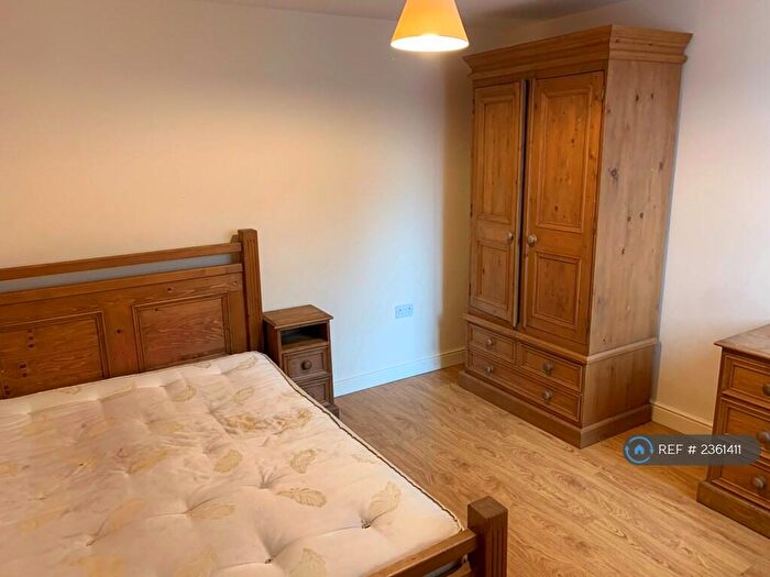 1 Bedroom Flat To Rent In Newland House, Leeds, LS6