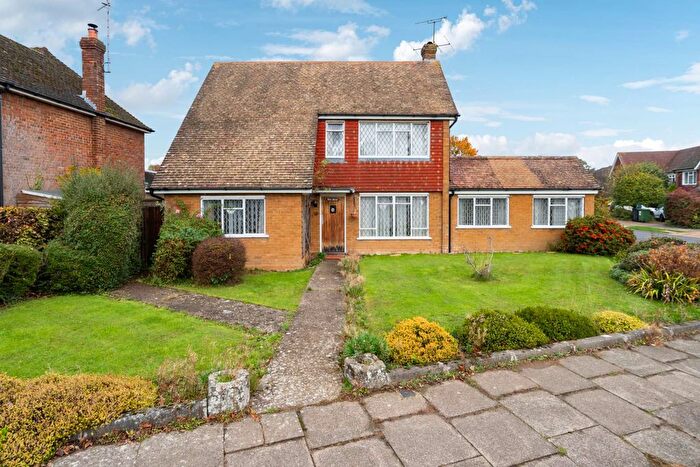 3 Bedroom Detached House For Sale In Grange Road, Tring, HP23