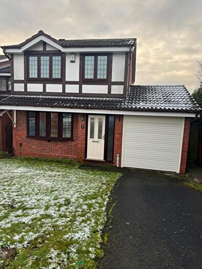 3 Bedroom Detached House To Rent In Aintree Way, Dudley, West Midlands, DY1