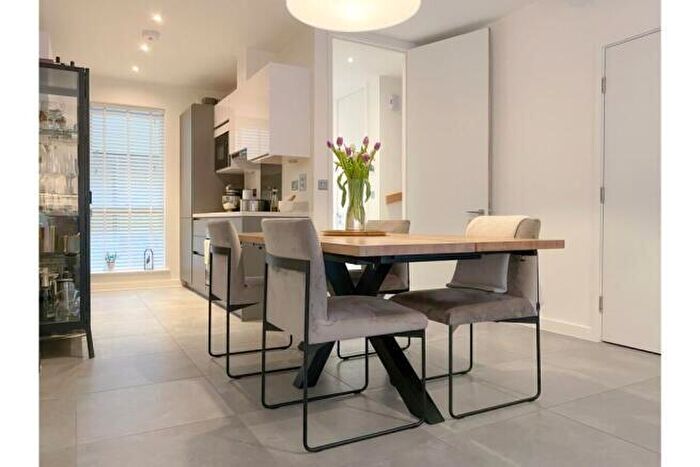 1 Bedroom Apartment To Rent In Haggerston, London, E8