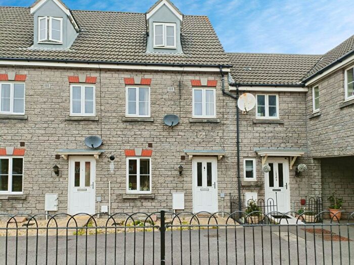 3 Bedroom Terraced House To Rent In Worle Moor Road, Weston-super-Mare, BS24