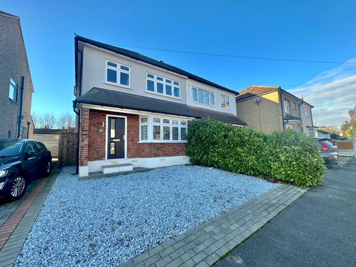 3 Bedroom Semi-Detached House To Rent In Ethelburga Road, Romford, RM3